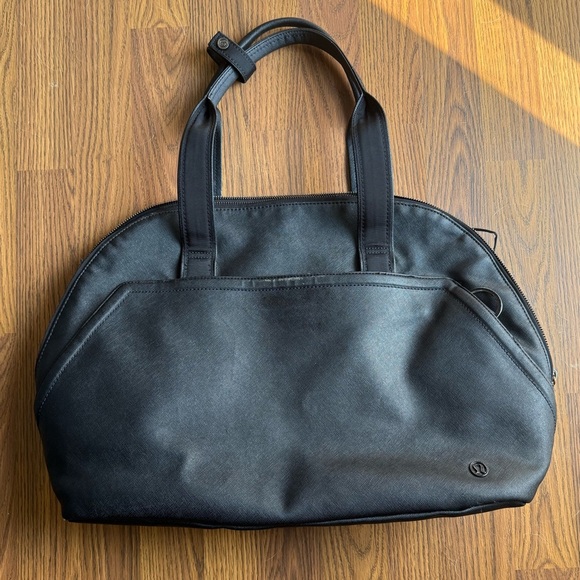 🍋 Lululemon Bag - Picture 2 of 13